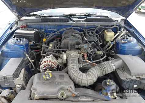 2007 Ford Mustang V6 Deluxe/V6 Premium z USA, uszkodzony, nr VIN 1ZVFT80N675281601